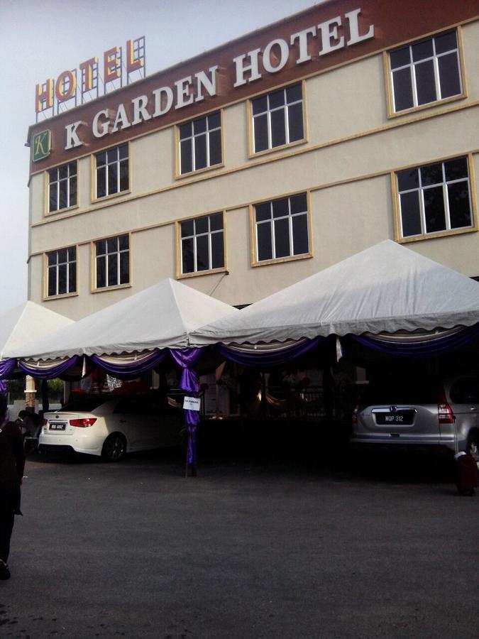 K Garden Hotel Parit Buntar Kültér fotó